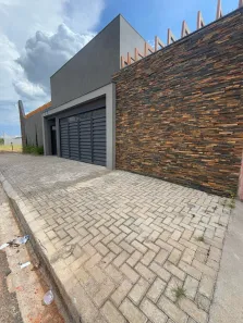 Casa com 3 Quartos à venda, 230m² no Residencial Meireles, Franca