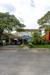Casa de Condomínio com 5 Quartos para alugar, 360m² no Alphaville, Santana de Parnaíba