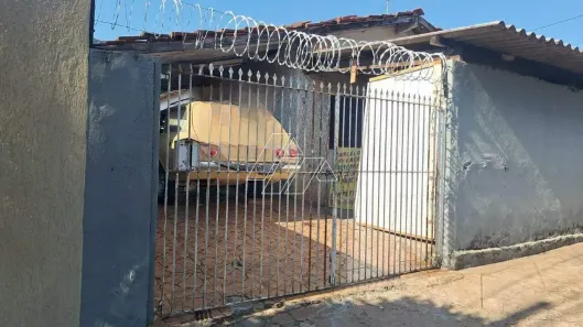 Casa com 2 Quartos à venda, 57m² no Núcleo Habitacional Castelo Branco, Marília
