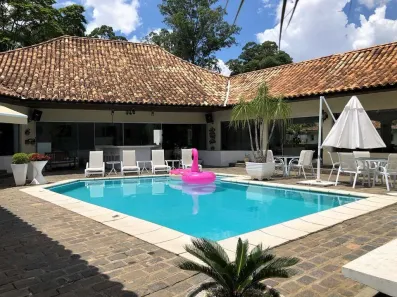 Casa de Condomínio com 4 Quartos para venda ou aluguel, 578m² no Chácara Granja Velha, Cotia