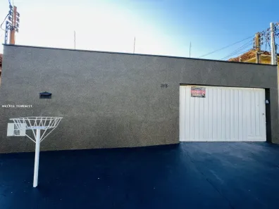 Casa com 4 Quartos à venda, 260m² no Vila Marcondes, Presidente Prudente