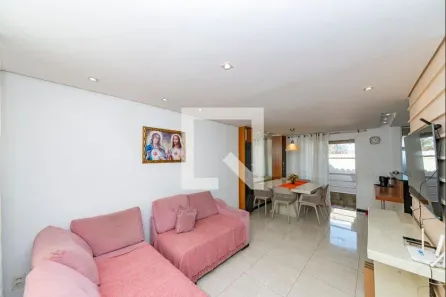 Casa com 3 Quartos à venda, 90m² no Cabral, Contagem