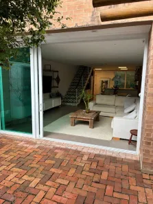 Casa com 3 Quartos para alugar, 270m² no Vargem Grande, Rio de Janeiro