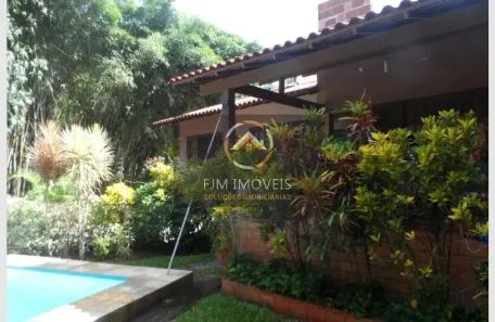 Casa de Condomínio com 4 Quartos à venda, 180m² no Sapê, Niterói