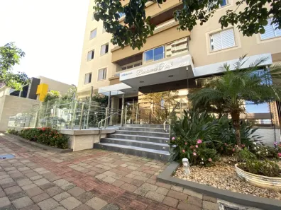 Apartamento com 3 Quartos para alugar, 90m² no Centro, Londrina