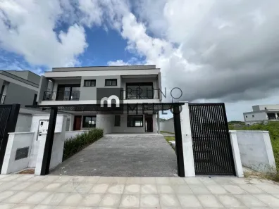 Casa com 3 Quartos à venda, 189m² no Rio Tavares, Florianópolis