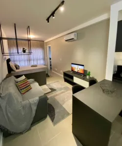Apartamento com 1 Quarto para alugar, 32m² no Carvoeira, Florianópolis
