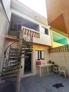 Sobrado com 3 Quartos à venda, 156m² no Jardim Las Vegas, Santo André