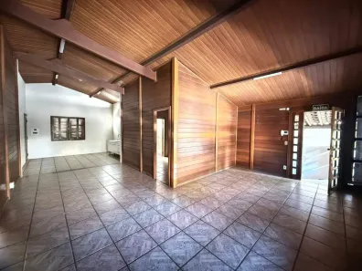 Casa com 3 Quartos para alugar, 120m² no Barreiro, Belo Horizonte