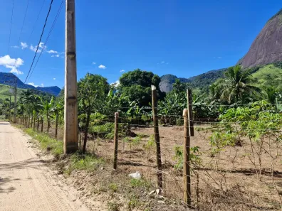 Lote/Terreno à venda, 2000m² no Glicério, Macaé