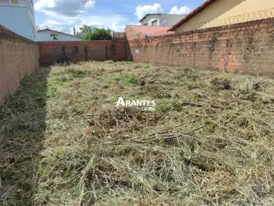 Lote/Terreno à venda, 352m² no Lagoinha, Uberlândia