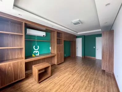 Sala Comercial à venda, 32m² no Chácara das Pedras, Porto Alegre