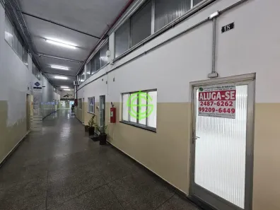 Ponto Comercial para alugar, 36m² no Benfica, Rio de Janeiro