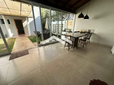 Casa de Condomínio com 3 Quartos para alugar, 300m² no Novo Mundo, Uberlândia
