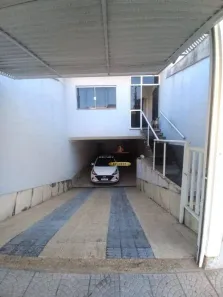 Sobrado com 3 Quartos à venda, 242m² no Jardim Rina, Santo André