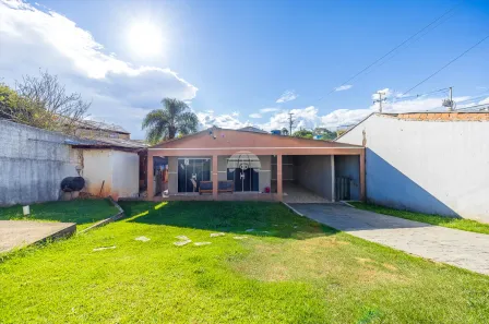 Casa com 3 Quartos à venda, 370m² no Boqueirão, Araucária