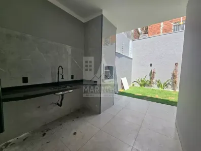 Casa com 3 Quartos à venda, 93m² no Conjunto Residencial Paulino Carlos Filho, Maringá