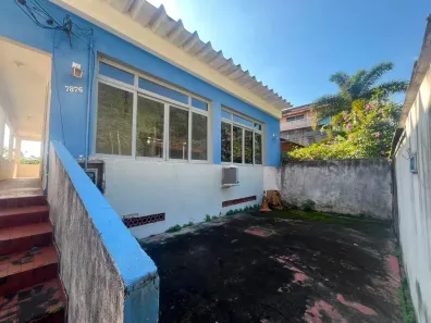 Casa com 4 Quartos à venda, 200m² no Barra de Guaratiba, Rio de Janeiro
