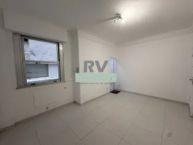 Kitnet para alugar, 30m² no Copacabana, Rio de Janeiro