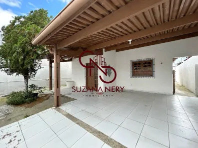 Casa com 3 Quartos à venda, 170m² no Emaús, Parnamirim