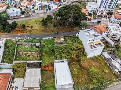 Lote/Terreno à venda, 300m² no Aeroporto, Juiz de Fora