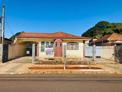 Casa com 5 Quartos à venda, 304m² no Vila Morangueira, Maringá