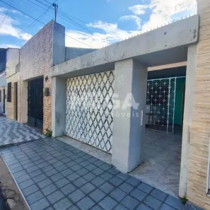 Casa com 2 Quartos à venda, 189m² no Centro, Fortaleza