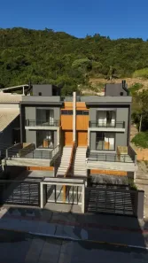 Sobrado com 3 Quartos à venda, 326m² no , Garopaba