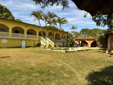 Sobrado com 3 Quartos à venda, 501m² no Sousas, Campinas