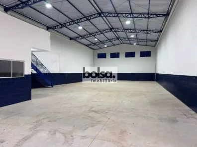 Galpão/Depósito/Armazém para alugar, 378m² no Parque Roosevelt, Bauru