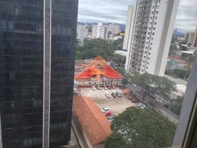 Sala Comercial à venda, 32m² no Centro, São José dos Campos
