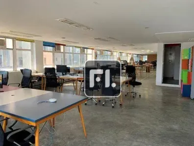 Sala Comercial para alugar, 224m² no Jardim Paulistano, São Paulo
