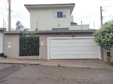 Sobrado com 3 Quartos à venda, 277m² no Jardim Arangá, Araraquara