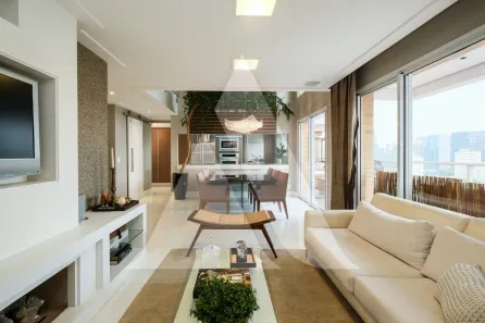 Apartamento com 2 Quartos para alugar, 138m² no Vila Nova Conceição, São Paulo