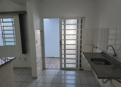 Casa com 6 Quartos para alugar, 172m² no Centro, São José dos Campos