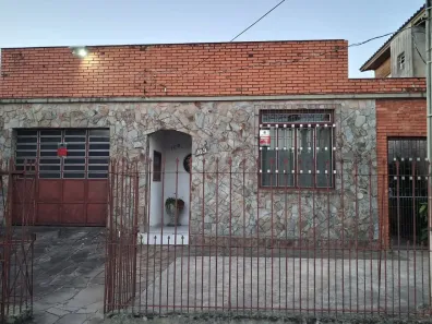Casa com 3 Quartos à venda, 115m² no Cavalhada, Porto Alegre