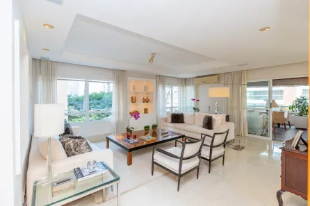 Apartamento com 3 Quartos à venda, 243m² no Vila Uberabinha, São Paulo