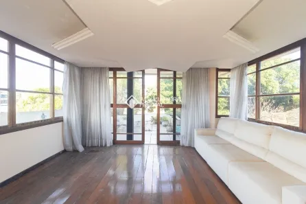 Casa com 4 Quartos à venda, 574m² no Pedra Redonda, Porto Alegre