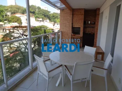 Apartamento com 4 Quartos à venda, 330m² no Vila Ipojuca, São Paulo
