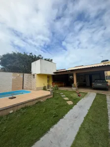 Casa com 3 Quartos para alugar, 250m² no Recanto da Sereia, Guarapari