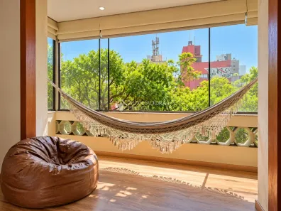Apartamento com 3 Quartos à venda, 75m² no Petrópolis, Porto Alegre