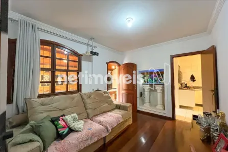 Casa com 3 Quartos à venda, 227m² no Santa Tereza, Belo Horizonte