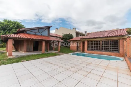 Casa com 4 Quartos à venda, 246m² no Espírito Santo, Porto Alegre
