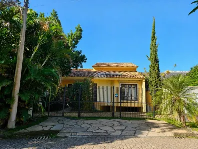 Casa com 6 Quartos à venda, 396m² no Jardim Belvedere, Volta Redonda