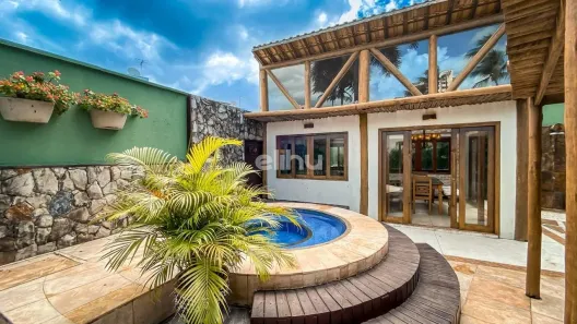 Casa de Condomínio com 3 Quartos à venda, 240m² no Coité, Eusébio