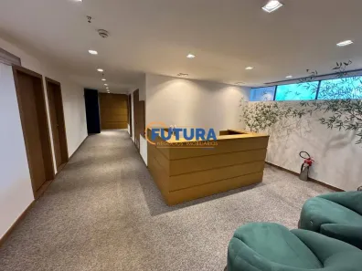 Sala Comercial para alugar, 330m² no Asa Norte, Brasília