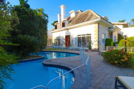 Casa com 3 Quartos à venda, 550m² no Jardim Leonor, São Paulo