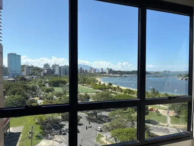 Sala Comercial para venda ou aluguel, 37m² no Enseada do Suá, Vitória