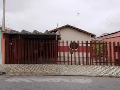 Casa com 3 Quartos à venda, 300m² no Parque São Luís, Taubaté