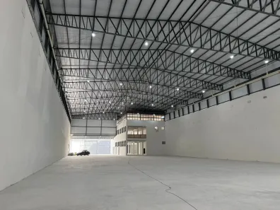 Galpão/Depósito/Armazém para alugar, 2900m² no Benfica, Rio de Janeiro